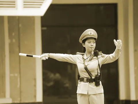 Những “mắt thần” trên đường phố