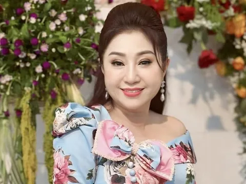 Nữ NSƯT được gọi là "thần đồng cải lương" từng kiếm được cả cây vàng/đêm, U60 vẫn lẻ bóng