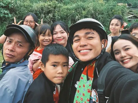 Anh cả Jun Phạm của "Gia đình Haha" trở lại Bản Liền sau 4 tháng