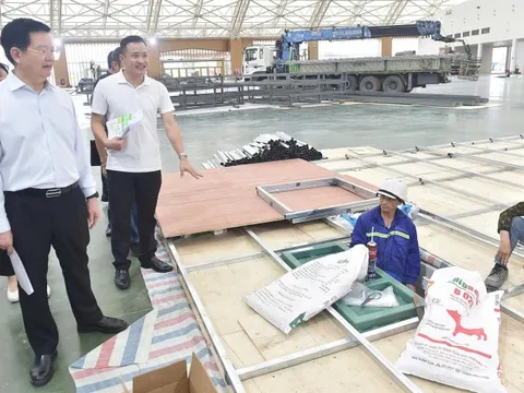 Nhiều chuyển biến trong thi công, lắp đặt gian hàng Triển lãm 80 năm Quốc khánh