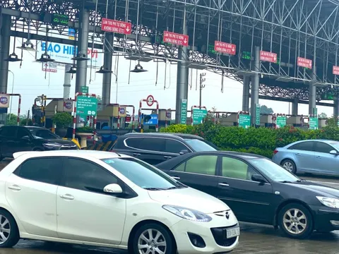 Khẩn trương chuyển đổi tài khoản thu phí sang tài khoản giao thông trước 1/10/2025