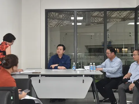 Thi công đồng loạt các gian hàng cho Triển lãm 80 năm Quốc khánh