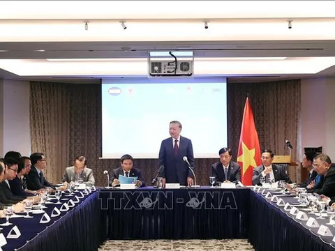 Tổng Bí thư Tô Lâm gặp mặt Mạng lưới Đổi mới sáng tạo Việt Nam tại Hàn Quốc