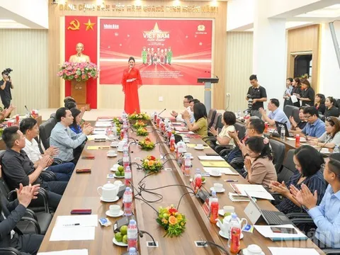 “Cùng Việt Nam tiến bước”: Lan tỏa những giá trị chưa từng có tiền lệ