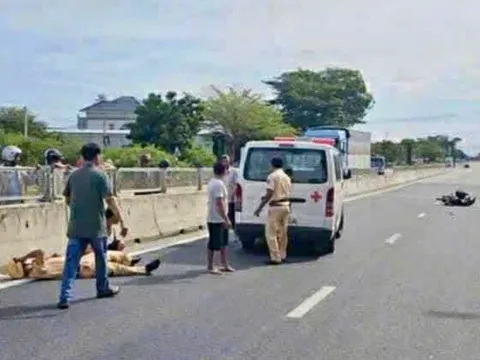 Không chấp hành hiệu lệnh, nam thanh niên 17 tuổi tông thẳng xe vào CSGT