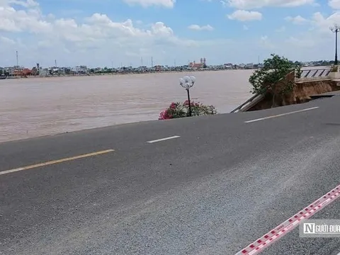 Liên tiếp sạt lở tại công trình kè Đồng Tháp, giao thông bị phong tỏa