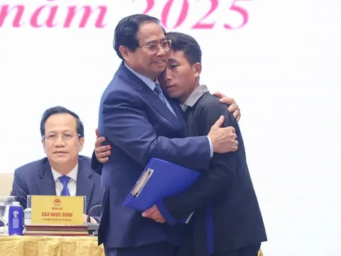 Trưởng bản Mùa A Thi: Mang tiếng nói của bản làng vùng cao đến với Thủ đô