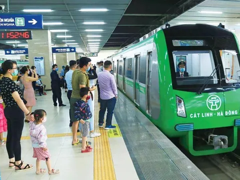 Hà Nội không cấm mang xe đạp điện lên các tuyến đường sắt đô thị