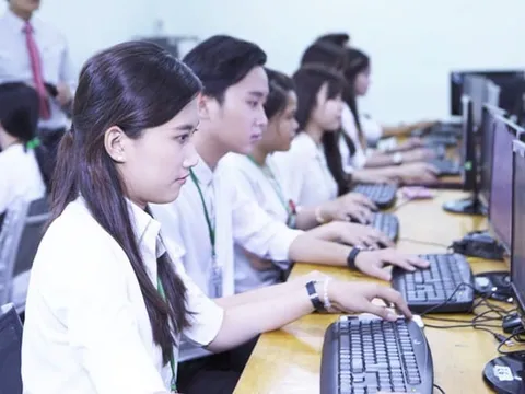 Băn khoăn bằng trung học nghề có giá trị tương đương bằng tốt nghiệp THPT
