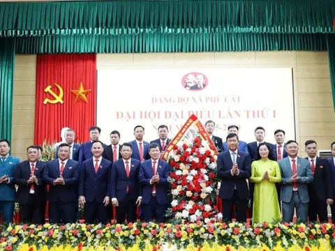 Xây dựng Phú Cát trở thành xã văn hóa tiêu biểu