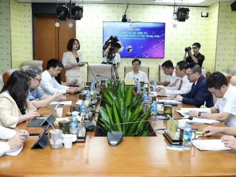 Hướng đến mục tiêu 90.000 hộ kinh doanh cá thể gia nhập hợp tác xã điện tử