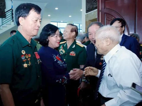 Quyết tâm xây dựng, phát triển Thủ đô xứng đáng là trung tâm đầu não chính trị của cả nước