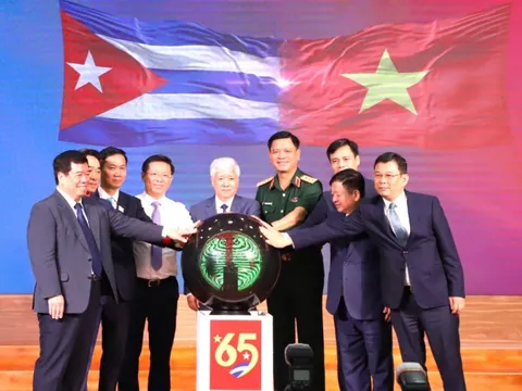 Số tiền ủng hộ nhân dân Cuba đạt con số ấn tượng chỉ sau một ngày phát động
