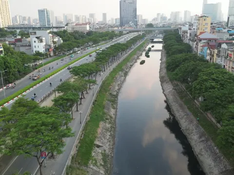Hà Nội: Dòng sông "chết” vẫn ngổn ngang trước hạn chót đề ra