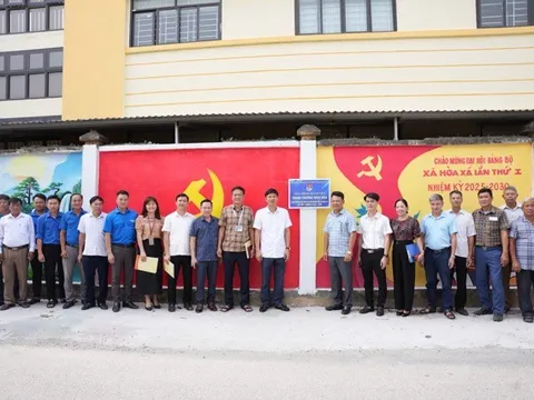 Người dân, doanh nghiệp Hoà Xá ủng hộ hơn 425 triệu đồng xây dựng các công trình