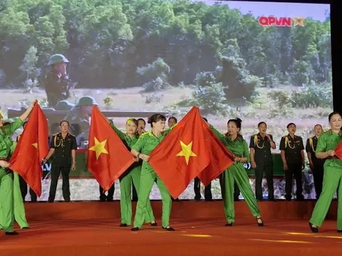 Bạch Mai tổ chức văn nghệ chào mừng thành công Đại hội Đảng bộ phường