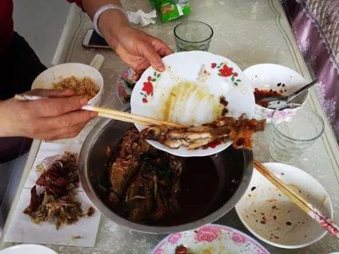 3 người trong một nhà lần lượt mắc ung thư vì thói quen "tưởng tốt mà xấu"