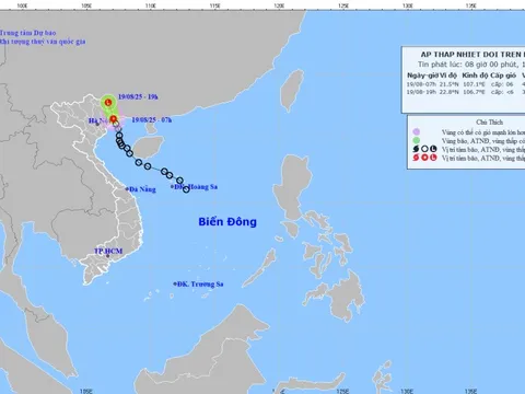 Áp thấp nhiệt đới suy yếu, cảnh báo hình thành bão mạnh trên Biển Đông