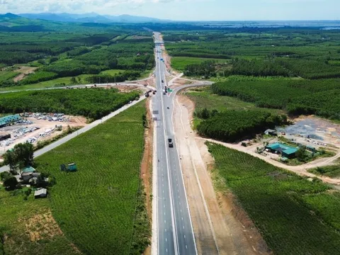 Thông tuyến cao tốc từ Hà Nội đến Đà Nẵng vào ngày 19/8