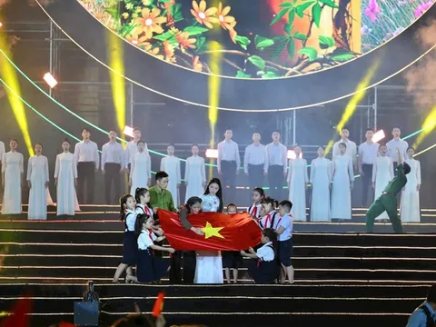 Tự hào là người Việt Nam - Bản giao hưởng của nguồn cội và khát vọng