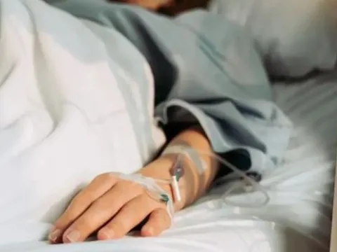 Người phụ nữ bị suy thận vì không chịu thay đổi thói quen này