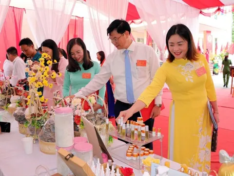 Quảng Bị trưng bày sản phẩm truyền thống và OCOP chào mừng Đại hội Đảng bộ xã lần I