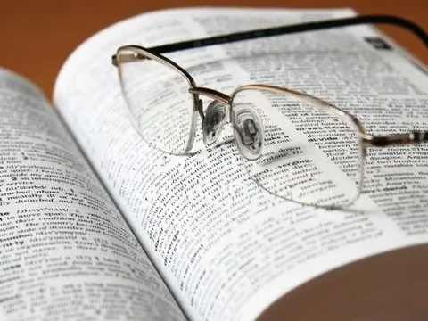 Khi ngôn ngữ mạng bước vào từ điển Cambridge