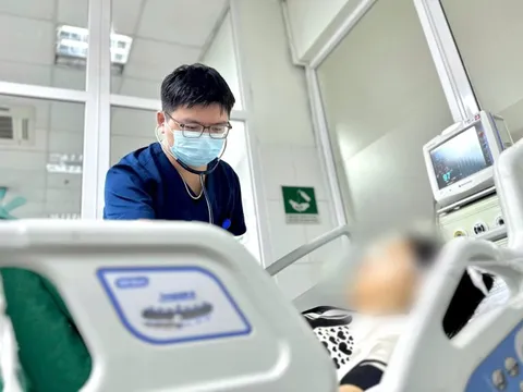 Cảnh báo nhiều bệnh nhân mắc sốt rét ác tính khi trở về từ nước ngoài