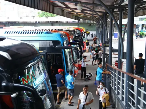 Xe khách không tăng giá, không 'nhồi nhét' khách dịp 2/9