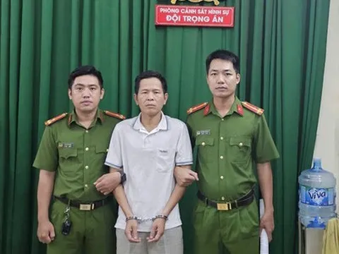 Bắt 1 giám đốc ngân hàng liên quan đường dây tín dụng đen của "má Hạnh"