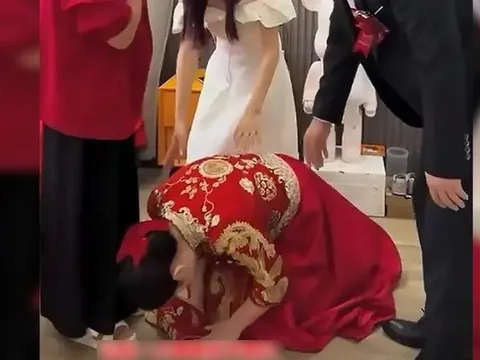 Nhận tiền sính lễ 2 tỷ đồng từ nhà trai, mẹ cô dâu có hành động gây tranh cãi