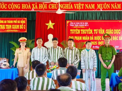 Trang bị kiến thức pháp luật, kỹ năng tái hòa nhập cộng đồng cho phạm nhân chuẩn bị đặc xá