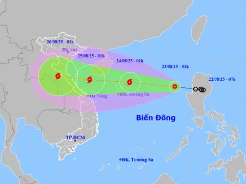 Áp thấp nhiệt đới sắp mạnh lên thành bão, tâm điểm nơi nào?