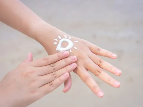 Hồi phục làn da rám nắng mùa hè