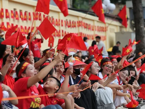 Chuẩn bị chi tiết, gợi ý các tuyến phố xem Tổng hợp luyện diễu binh, diễu hành A80 lần 2