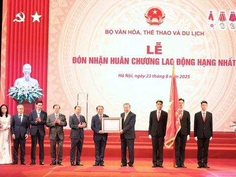 Tổng Bí thư Tô Lâm: “Văn hóa xây nên dáng hình của dân tộc”