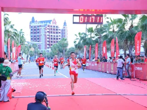 Hơn 3.000 vận động viên tham gia giải chạy kỷ niệm 80 năm Công an nhân dân