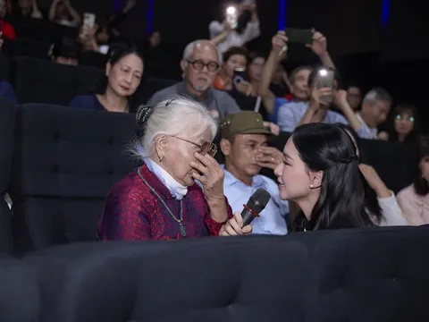 Hòa Minzy và tấm lòng tri ân Mẹ Việt Nam Anh hùng qua “Nỗi đau giữa hòa bình”