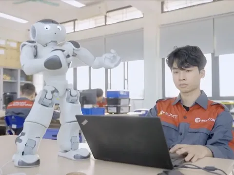 Điểm chuẩn ngành Khoa học máy tính, AI chạm ngưỡng gần tuyệt đối