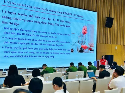 Hội Luật gia Hải Phòng và Sở Tư pháp tập huấn kỹ năng tuyên truyền pháp luật tới người dân
