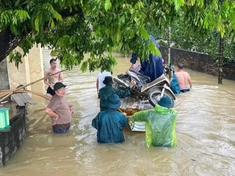 Phường Tùng Thiện triển khai nhiều biện pháp khắc phục ảnh hưởng mưa bão số 5