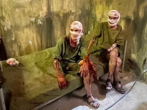 Những diễn viên đặc biệt của "Mưa đỏ": Không cần nhập vai để kể lại nỗi đau quá khứ