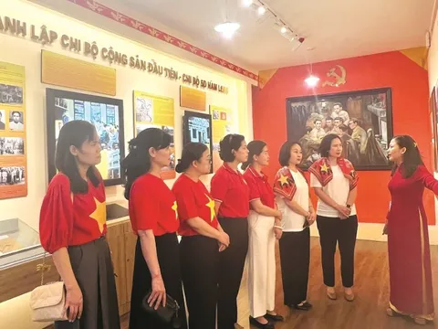 Phụ nữ Thủ đô hướng về Tết Độc lập