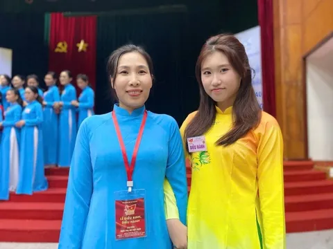 Tự hào hai thế hệ trong một gia đình góp mặt tại lễ diễu hành Quốc khánh 2/9