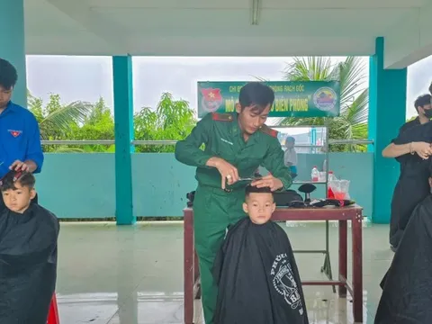 Mô hình “Tay kéo Biên phòng” – Gắn kết tình quân dân nơi biên giới