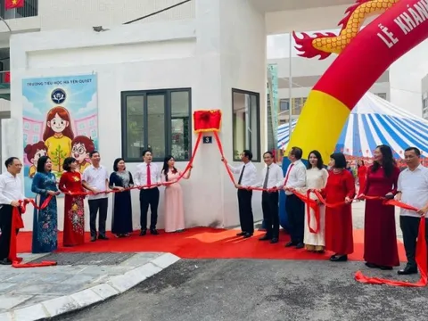 Phường Cầu Giấy gắn biển công trình chào mừng Quốc khánh 2/9