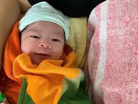 Quảng Trị: Bé sơ sinh chào đời với dây rốn quấn 6 vòng quanh cổ