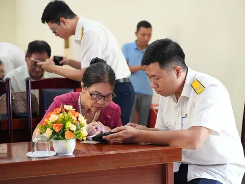 UBND xã Phù Đổng: Ứng dụng công nghệ trong công tác thu nộp thuế sử dụng thuế đất phi nông nghiệp năm 2025