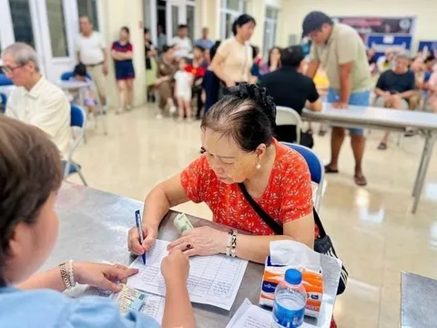 Phường Ngọc Hà: Cơ bản hoàn tất trao tặng quà của Nhà nước trước 2/9