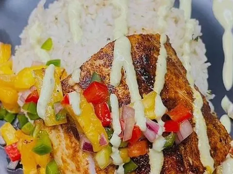 Người phụ nữ 23 tuổi tử vong sau khi ăn món quen thuộc tại nhà hàng